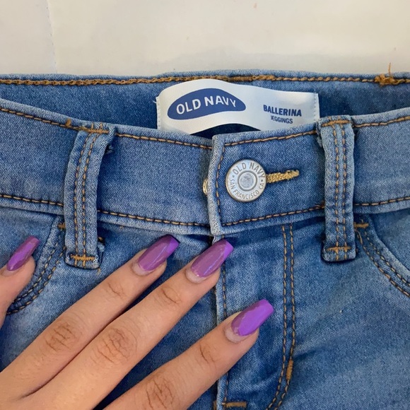 Jeans/Jeggings - Picture 2 of 3